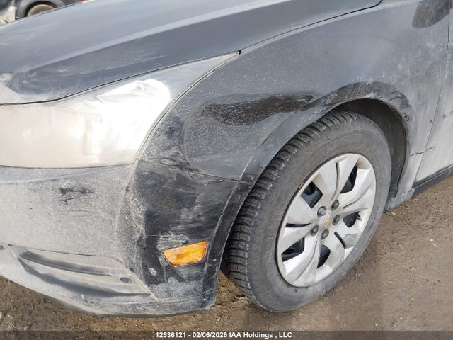 1G1PC5SB9E7332480 Chevrolet Cruze 1lt