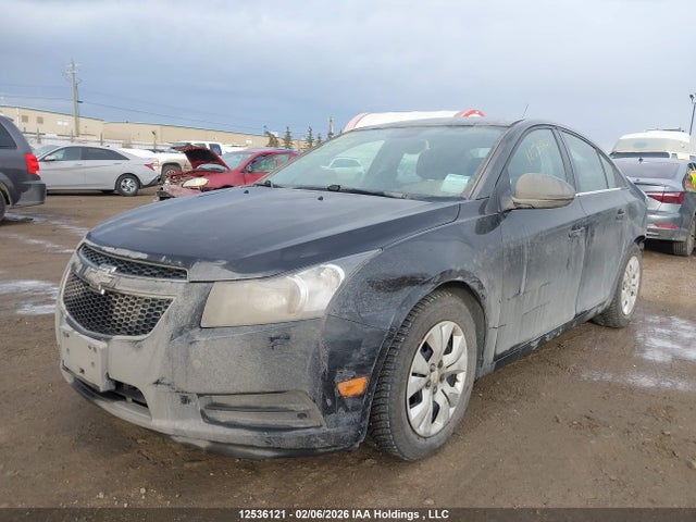 1G1PC5SB9E7332480 Chevrolet Cruze 1lt