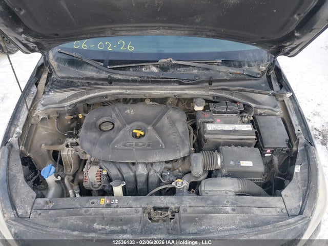 KMHH35LE4JU007554 Hyundai Elantra Gt Gl