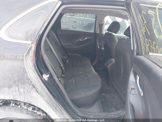 KMHH35LE4JU007554 Hyundai Elantra Gt Gl