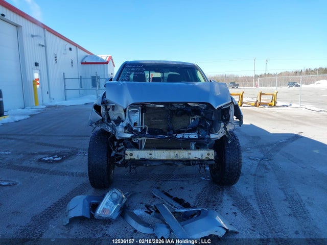 5TFDZ5BN8MX066032 Toyota Tacoma Double Cab/sr5/trd Sport/trd Off Road