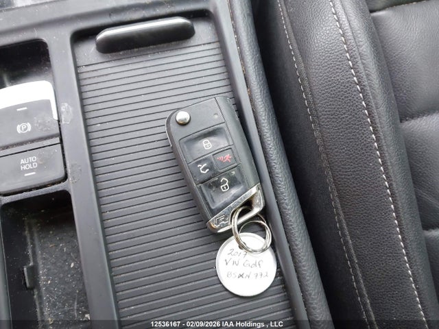 WVWVF7AU4HW077882 Volkswagen Golf R 2.0 Tsi