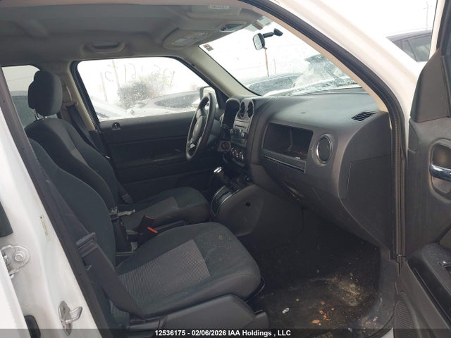 2011 Jeep Patriot მანქანა იყიდება აუქციონზე, vin: 1J4NF2GB8BD100201, აუქციონის ნომერი: 12536175