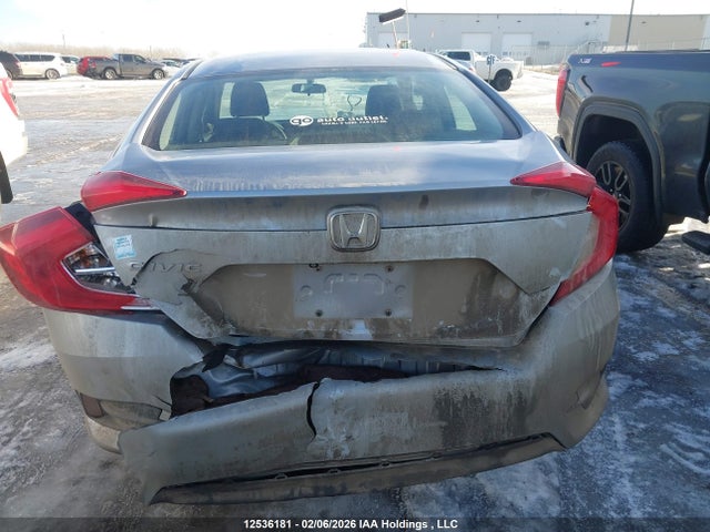 Продаж на аукціоні авто 2018 Honda Civic Lx, vin: 2HGFC2F55JH025992, номер лоту: 12536181