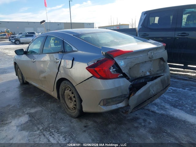Продаж на аукціоні авто 2018 Honda Civic Lx, vin: 2HGFC2F55JH025992, номер лоту: 12536181