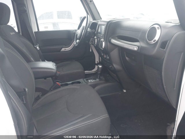 1C4HJWEG8HL708787 Jeep Wrangler Unlimited Sahara