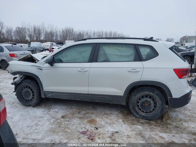 3VVAX7B22NM013894 Volkswagen TAOS S