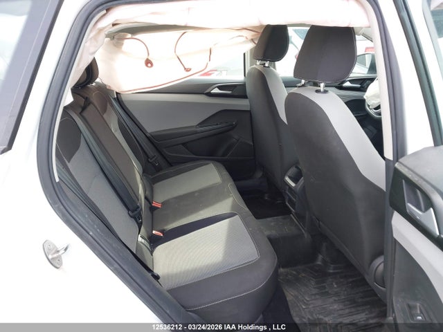 3VVAX7B22NM013894 Volkswagen TAOS S