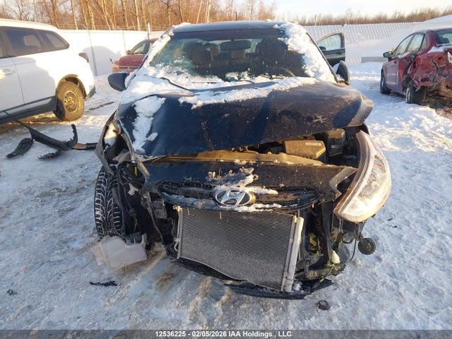 12536225 :رقم المزاد ، KMHCT5AE7FU230935 vin ، 2015 Hyundai Accent مزاد بيع