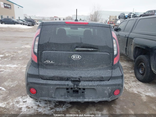 KNDJN2A26J7523517 KIA Soul
