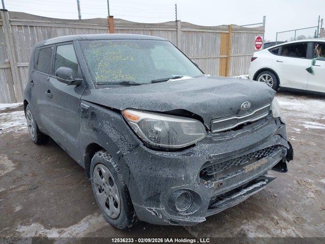 KNDJN2A26J7523517 KIA Soul