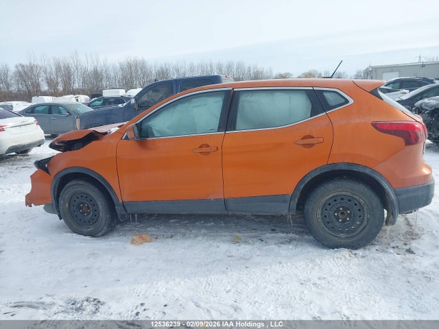 JN1BJ1CP9KW221510 Nissan Qashqai Sv