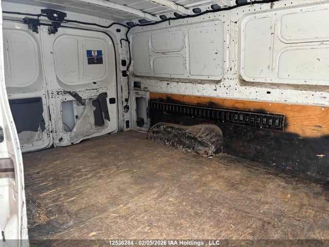 1N6BF0KY7EN105894 Nissan Nv Cargo Nv2500 Hd Sv V6