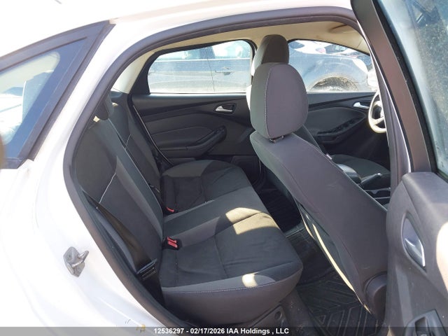 1FADP3F24EL331408 Ford FOCUS SE