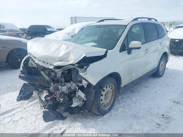 Subaru Forester 2015 JF2SJCCC8FH588514 Image 2