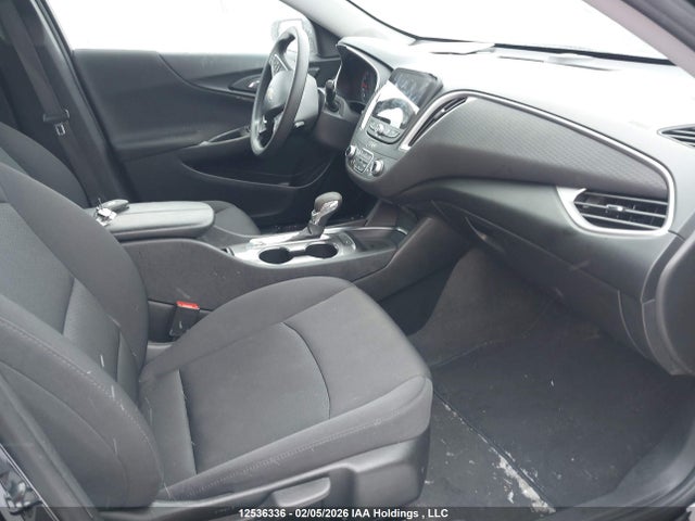 1G1ZD5ST8RF215287 Chevrolet MALIBU LT