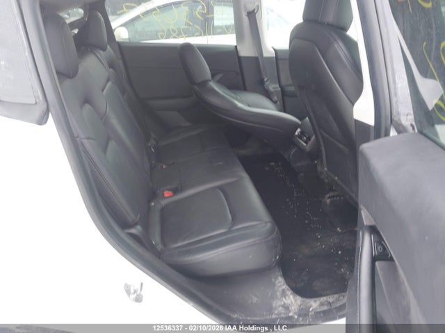 Tesla Model Y Standard Range Rear-wheel Drive 2021 5YJYGDED5MF116786 Image 8
