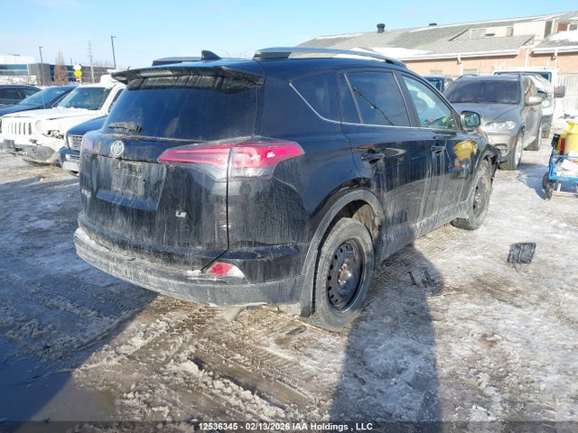 2T3ZFREVXHW393043 Toyota RAV4 LE