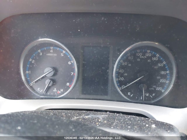 2T3ZFREVXHW393043 Toyota RAV4 LE