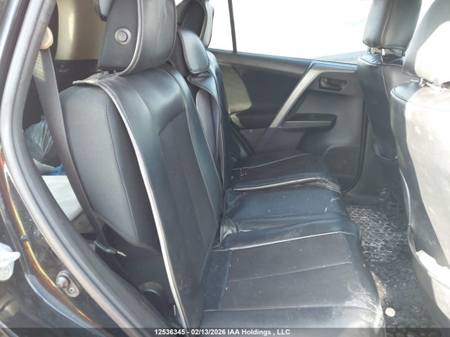 2T3ZFREVXHW393043 Toyota RAV4 LE