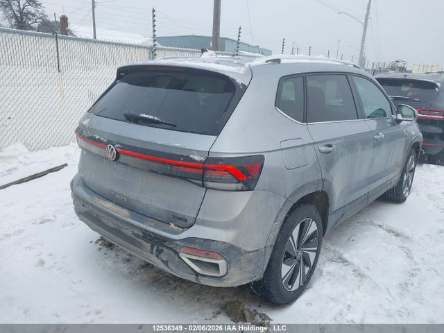 3VVUC7B27SM052260 Volkswagen TAOS SE