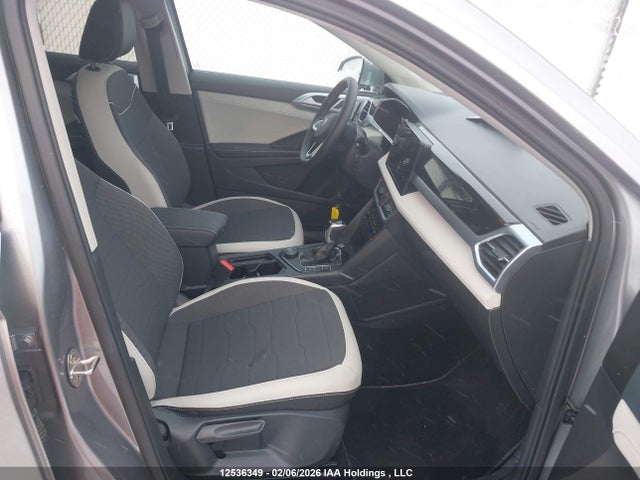 3VVUC7B27SM052260 Volkswagen TAOS SE