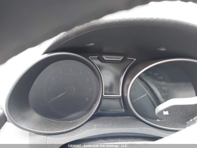 2015 Hyundai Veloster Turbo მანქანა იყიდება აუქციონზე, vin: KMHTC6AE8FU236877, აუქციონის ნომერი: 12536357