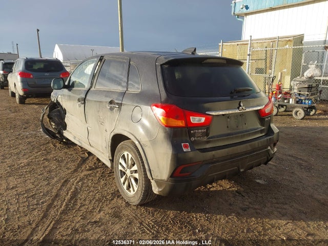 JA4AJ3AUXKU602690 Mitsubishi RVR SE