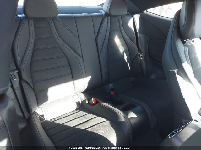 W1KMJ4HB7RF003277 Mercedes-Benz Cle 300 4matic