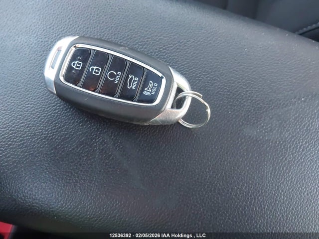 KMHLM4AGXPU379057 Hyundai ELANTRA SEL