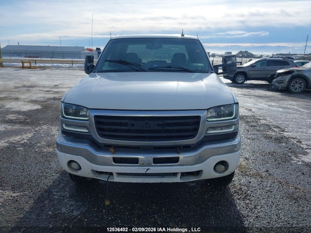 Aukcja sprzedaży 2003 Gmc Sierra K2500 Heavy Duty, vin: 1GTHK23163F168837, numer aukcji: 12536402