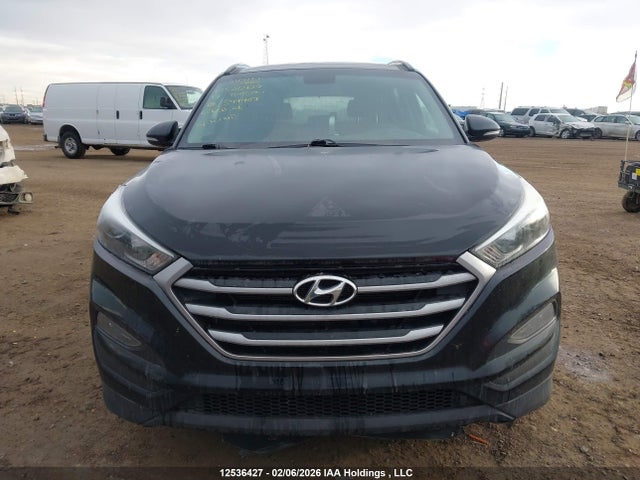 KM8J3CA40HU544707 Hyundai TUCSON SE
