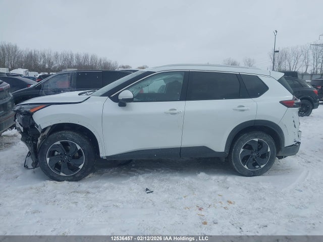 JN8BT3BB3SW423353 Nissan Rogue Sv/rock Creek