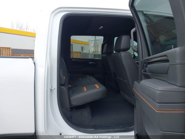 1GT4UPEY9SF284581 GMC Sierra K2500 At4