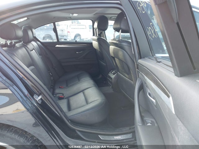 BMW 528i Xdrive 2015 WBA5A7C57FG143091 Image 8