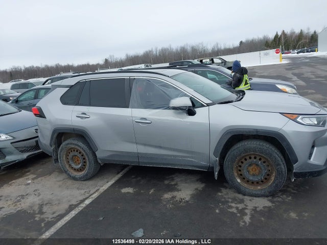 2T3R1RFV0KW019402 Toyota Rav4 Xle