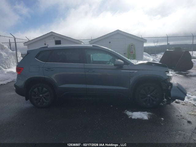 3VVWX7B26NM055135 Volkswagen Taos Comfortline
