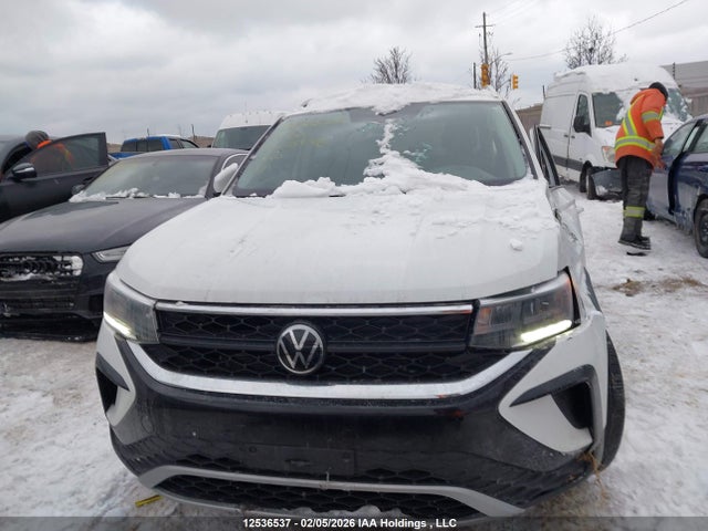 3VVUX7B27RM078596 Volkswagen TAOS SE