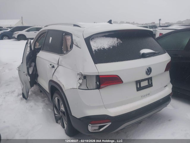3VVUX7B27RM078596 Volkswagen TAOS SE