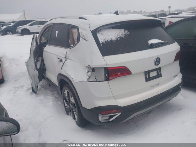 3VVUX7B27RM078596 Volkswagen TAOS SE
