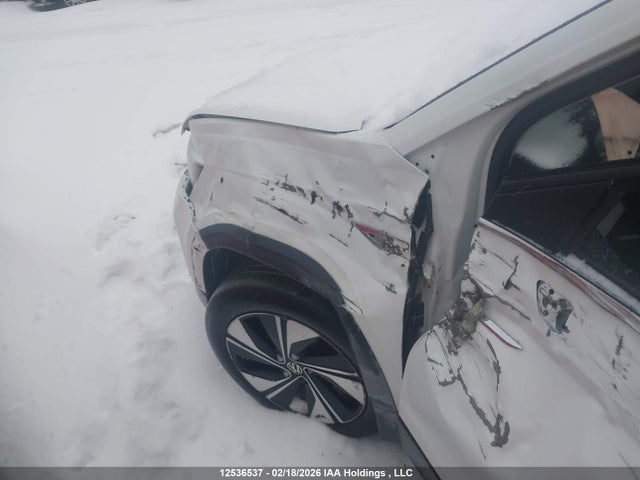 3VVUX7B27RM078596 Volkswagen TAOS SE