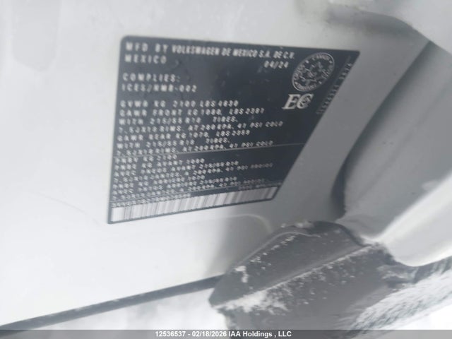 3VVUX7B27RM078596 Volkswagen TAOS SE