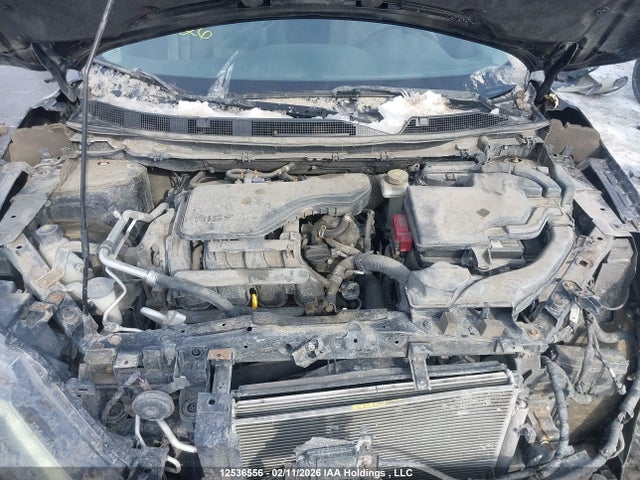 JN1BJ1CP1JW181731 Nissan Qashqai S 4dr2wd