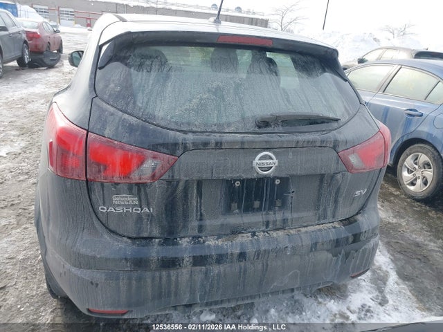JN1BJ1CP1JW181731 Nissan Qashqai S 4dr2wd