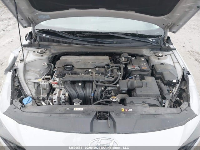 KMHLM4AG7MU186862 Hyundai ELANTRA SEL