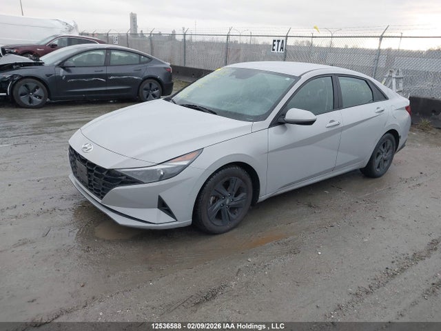 KMHLM4AG7MU186862 Hyundai ELANTRA SEL