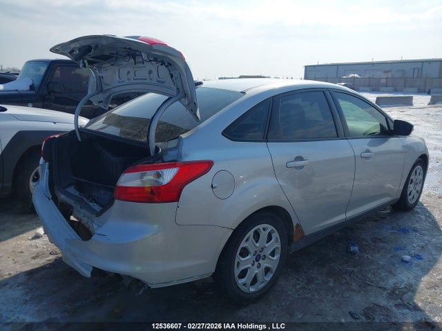 1FADP3F28EL342735 Ford FOCUS SE