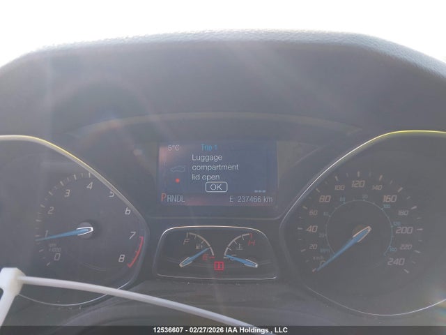 1FADP3F28EL342735 Ford FOCUS SE