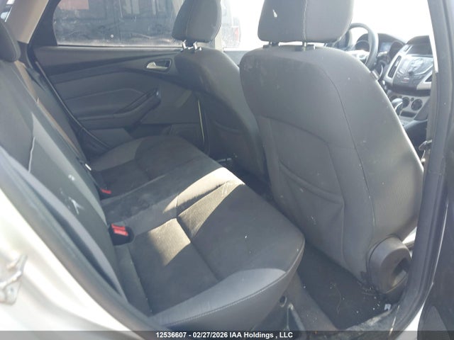 1FADP3F28EL342735 Ford FOCUS SE