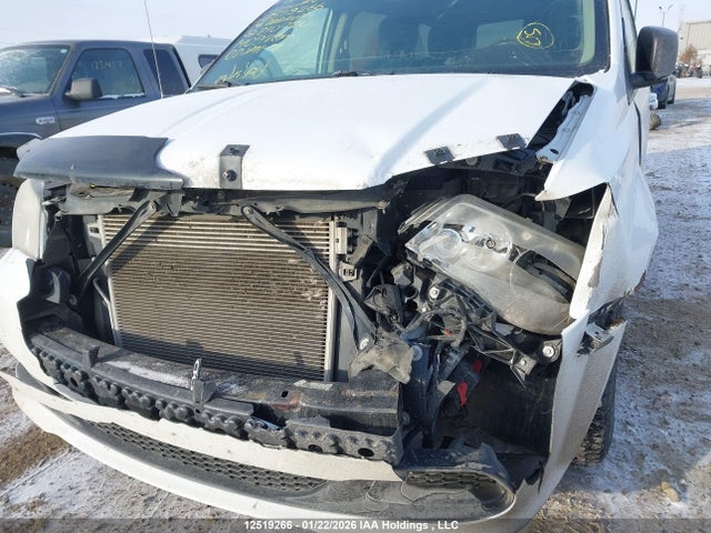 2C4RDGBG3ER210720 Dodge Grand Caravan Se/sxt